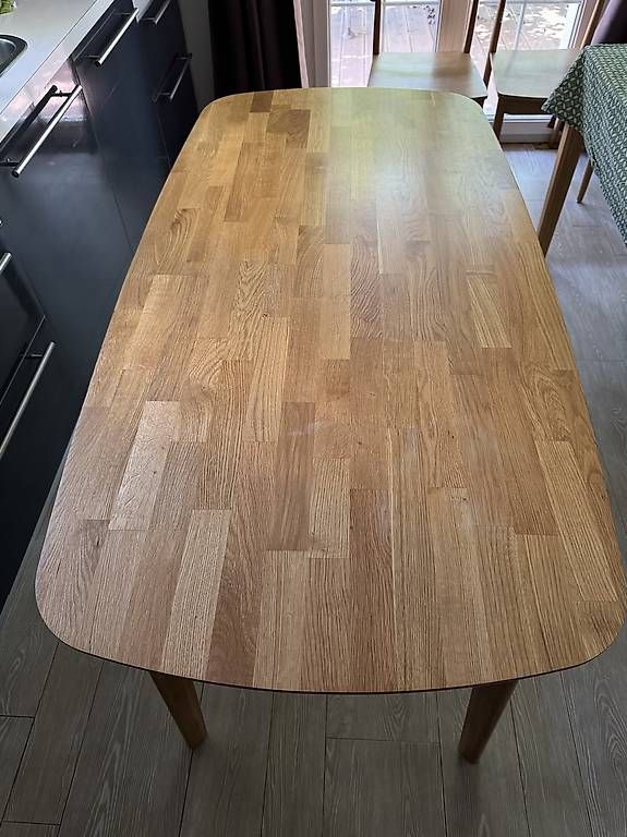 Tavoli: Table en chêne – Usato da Lausanne venduto da sam_z67h 2
