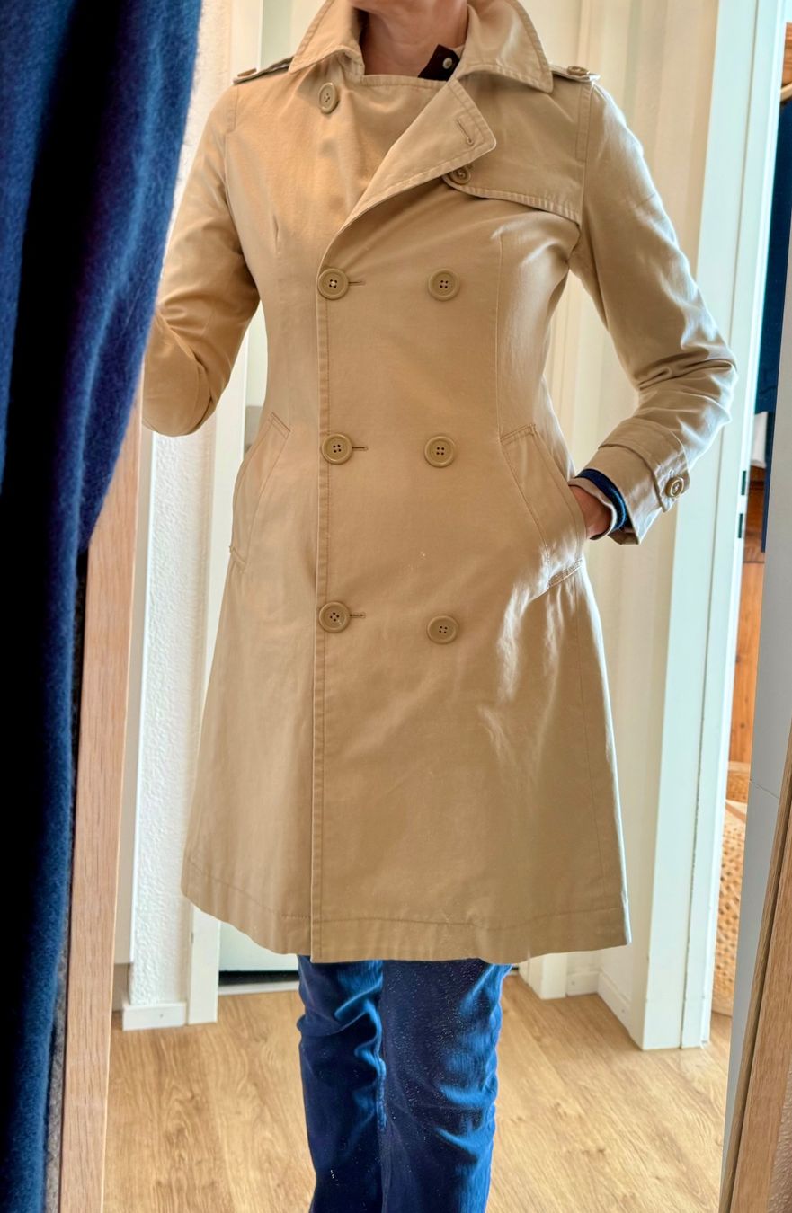 Gap Cappotti: GAP Trenchcoat retro, Gr. 40 – Usato da Männedorf venduto da Olumio 1