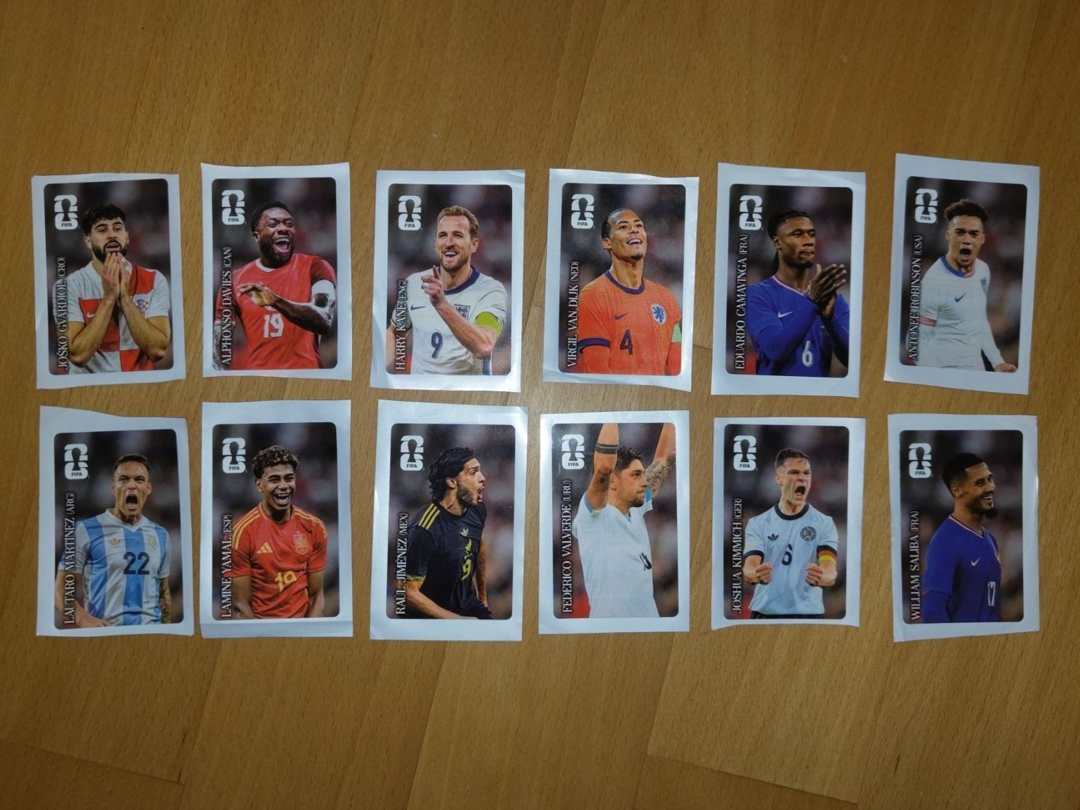 Coca-Cola Sammelbilder & Trading cards: 12 ver. Coca Cola Panini Bilder – Gebraucht aus Winterthur von Beli2000
