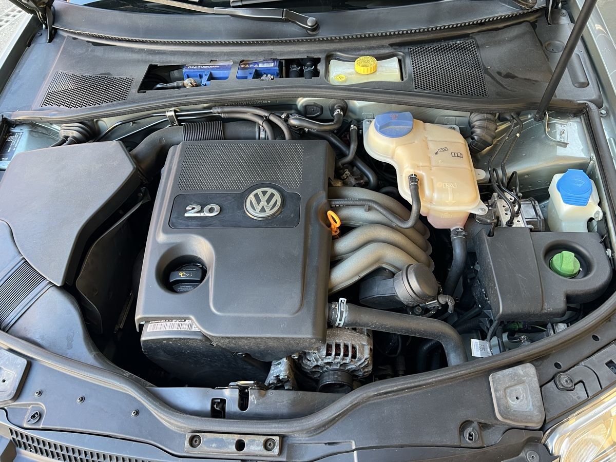 VW Automobili: VW Passat Variant 2.0 2004 - Zuverlässiges Winterauto mit 4M – Usato da Gossau SG venduto da Sombat 7