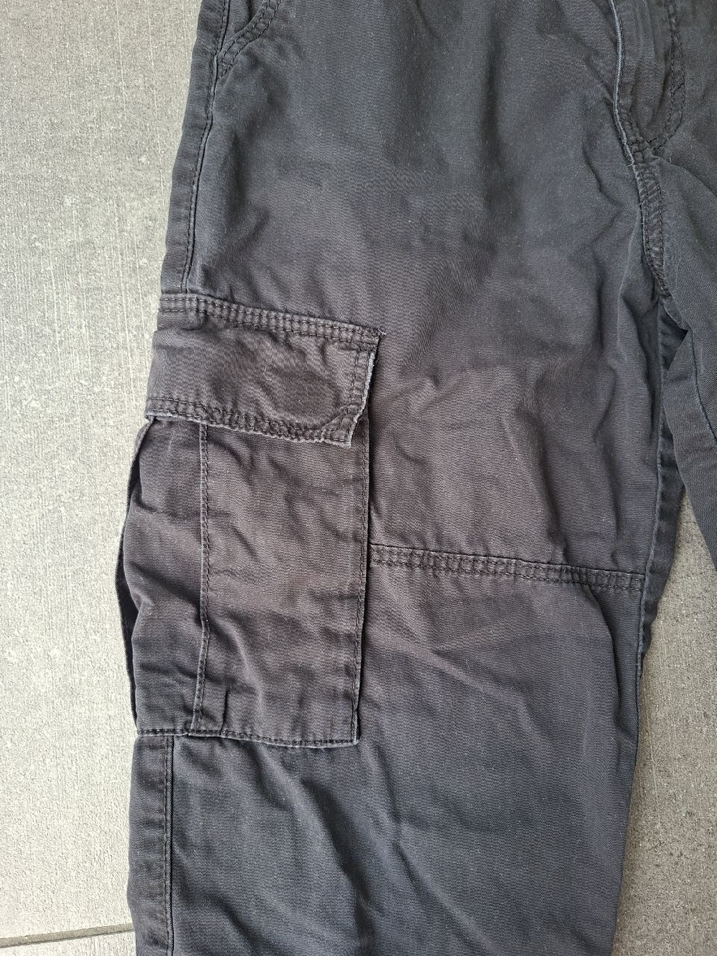 H&M Pantalons: Cargohose, Gr.146 – D'occasion à Seuzach par nadine.baur84 1