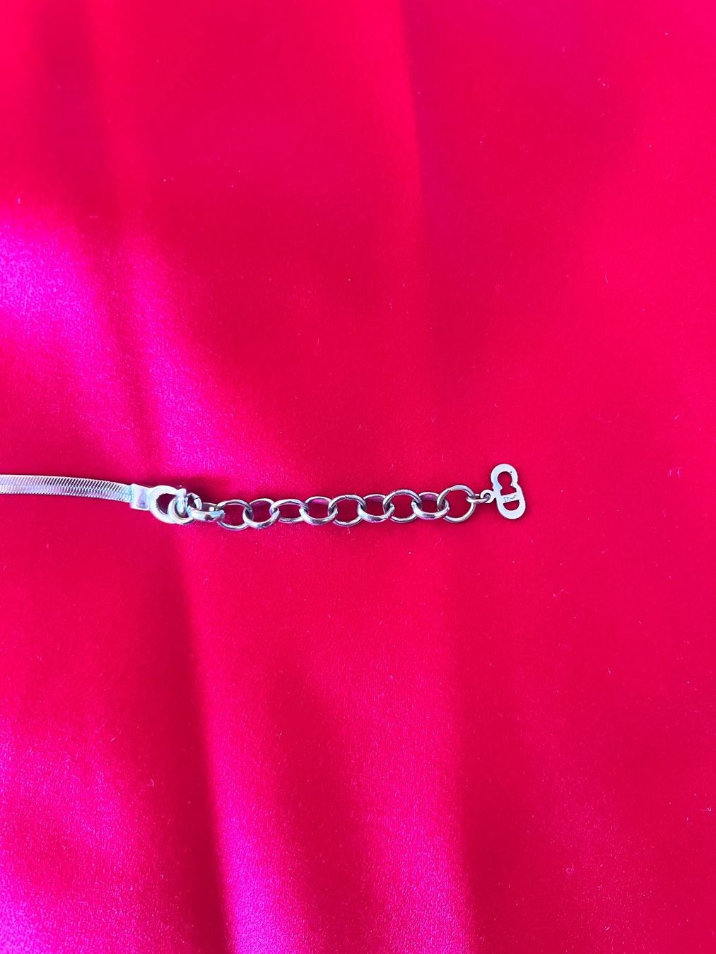 Dior Catenine: Collier Dior, couleur argentée – Usato da Lausanne venduto da Naorobi 5