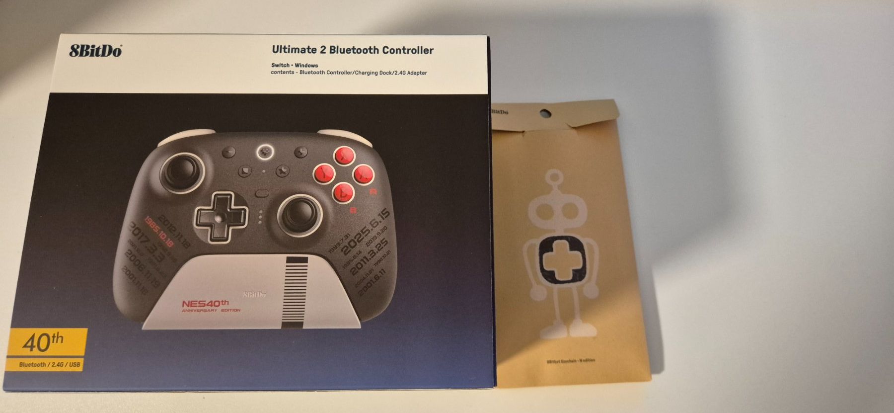 8BitDO Controller: 8BitDo Ultimate Bluetooth Controller NES LIMITED EDITION – Neu und originalverpackt aus Lausen von red_zg77