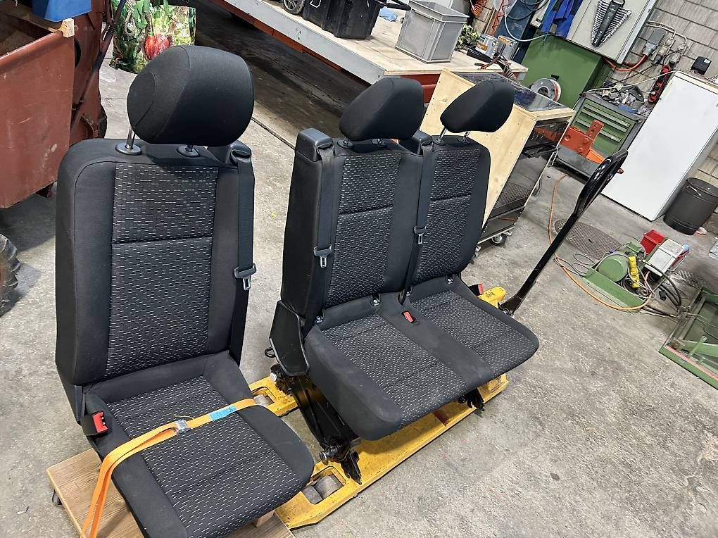 Alle Autoersatzteile: Mercedes Tourer 3er Sitz  – Gebraucht aus Dornach von skorpion8080