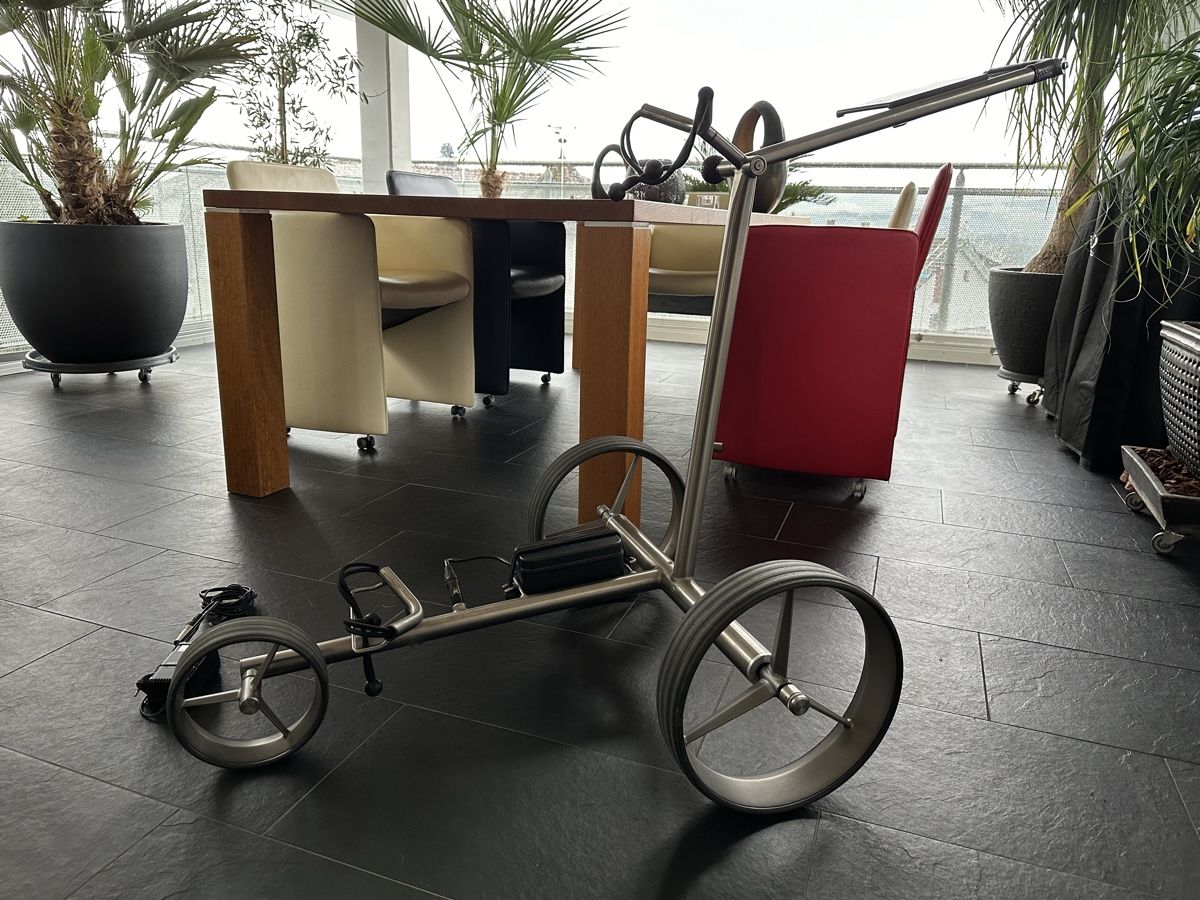 Trolley: TiCad Liberty Golf Elektro Trolley – Usato da Oberlunkhofen venduto da Tinapolly