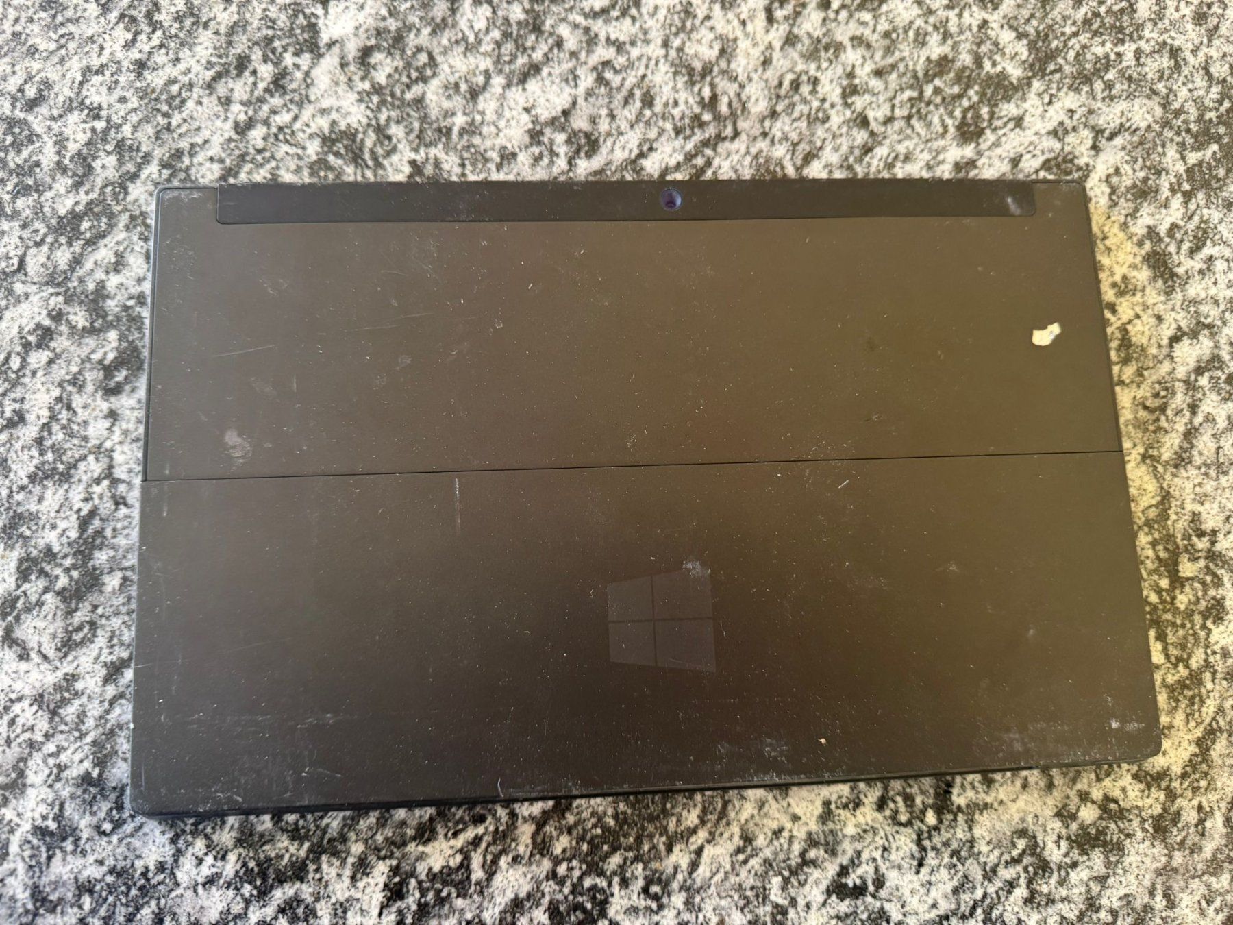 Microsoft Tablet PC: Surface RT 32GB - ungeprüft!! Ab 12CHF!! – Difettoso da Olten venduto da HoYa01 1