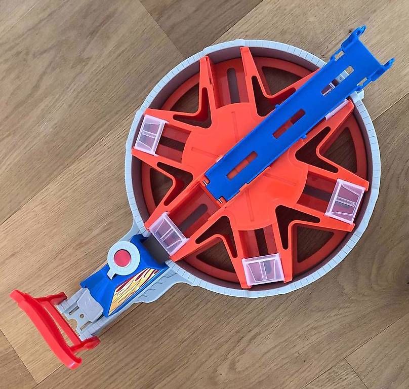 Modellini d'auto: Hot Wheels – Usato da St-Sulpice VD venduto da Bleuorange