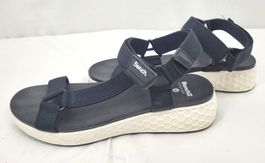 BENCH Sandales taille 40