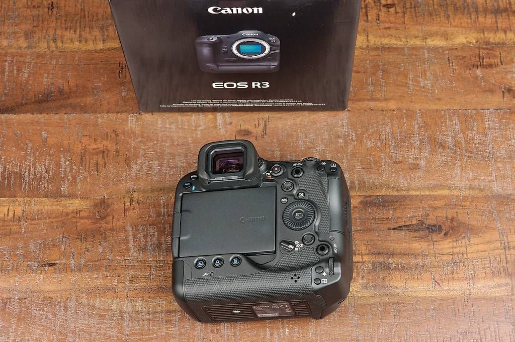 Canon Fotocamera: Canon EOS R3 absolut neuwertig – Usato da Winterthur venduto da _cyb3r-w0lf_ 2