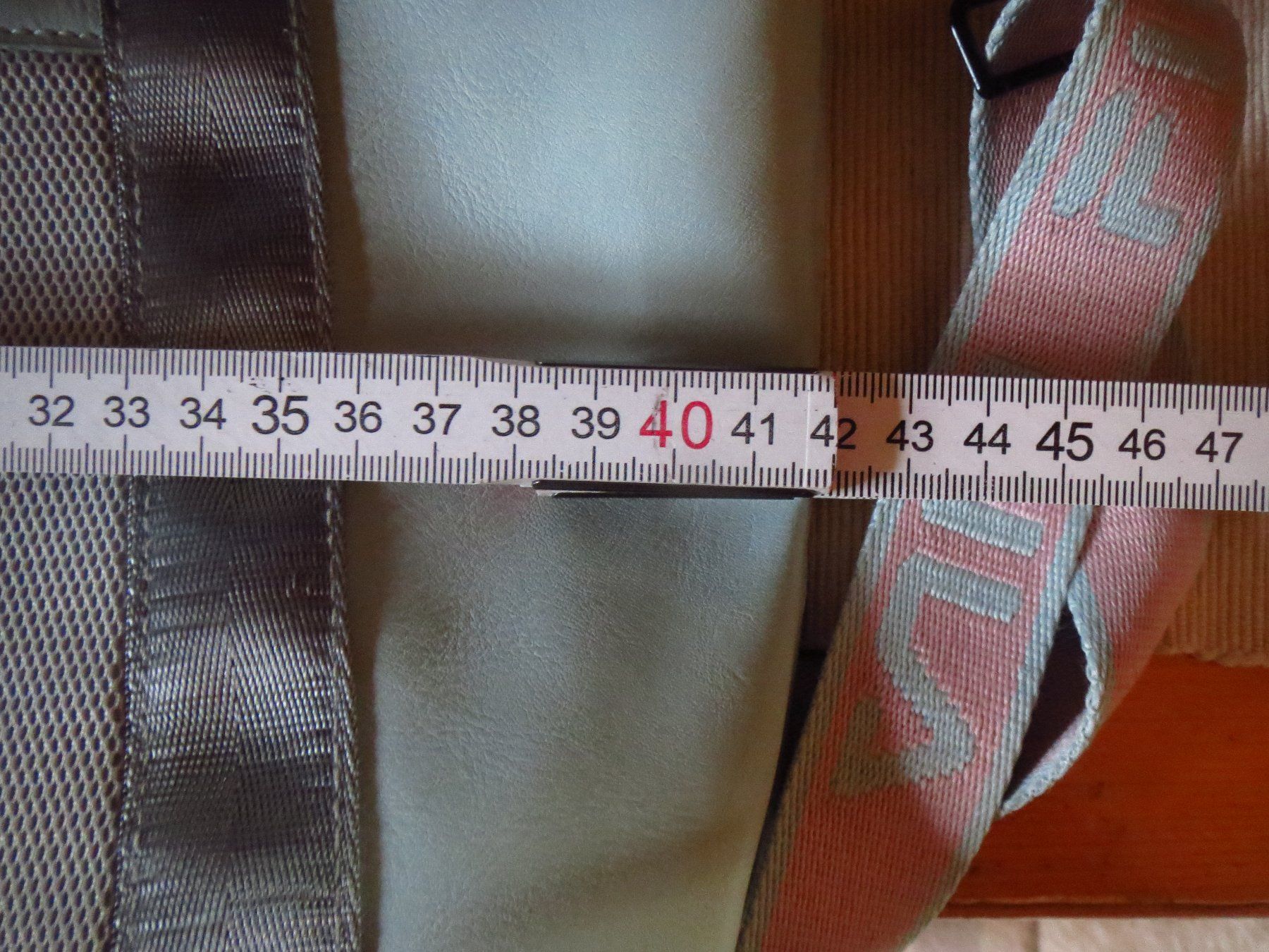 Fila Taschen für Damen: coole FILA Damen Tasche – Gebraucht aus Kiental von Anna8702 7