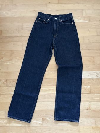 Damen Jeans, Cos