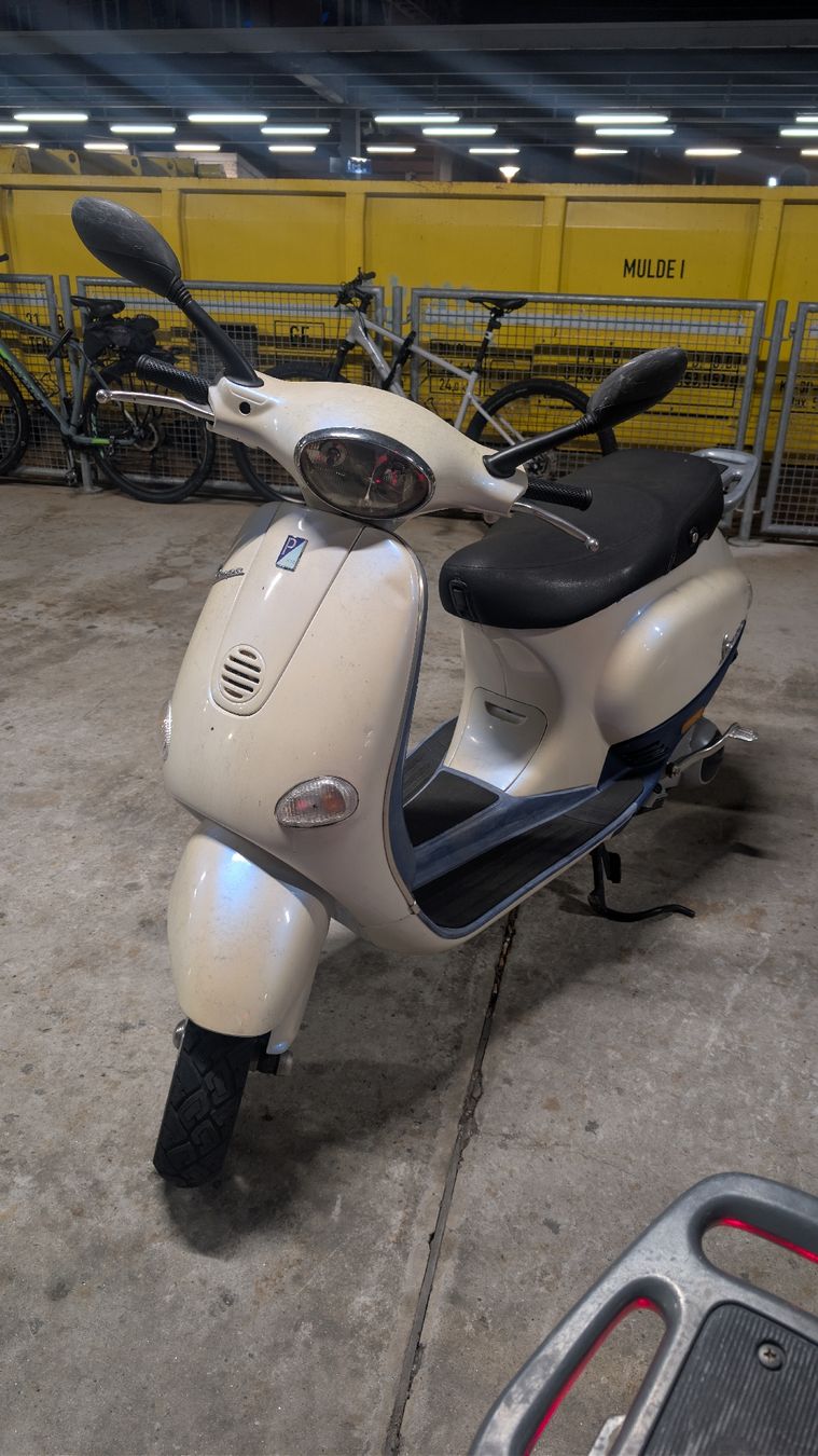 Vespa Scooter: Vespa ET4 – Usato da Lostorf venduto da Simcom2