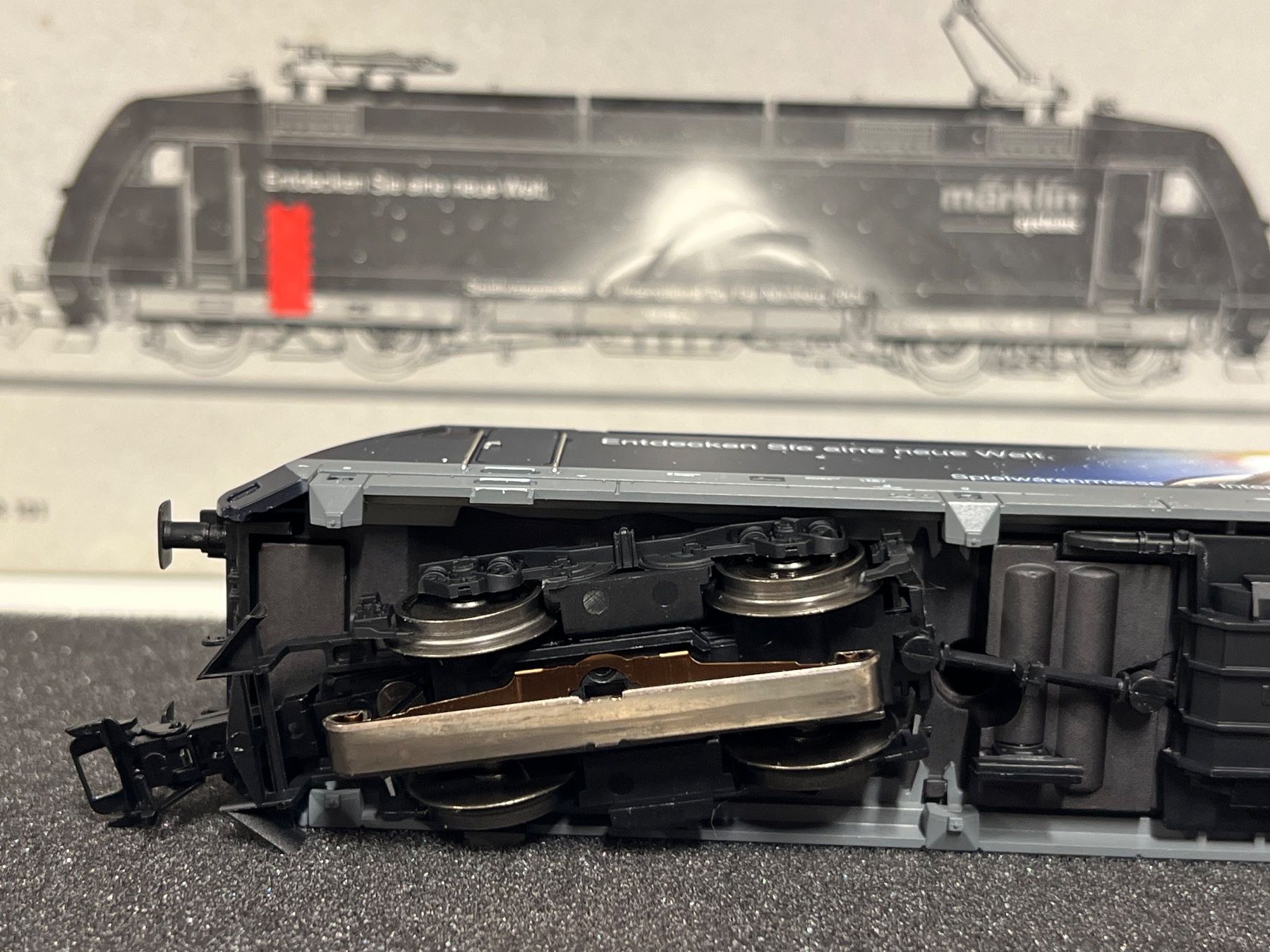 Märklin Trains électriques: Märklin 37386 BR 101 Digital mit Vitrine – Neuf (Voir description) à Neuenhof par ludovicco 6