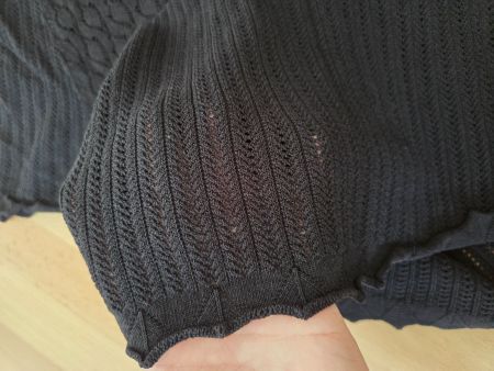 Zara Top - Schwarz - L (klein geschnitten)