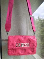 🩷 GUESS Umhängetasche und Gürteltasche in einem