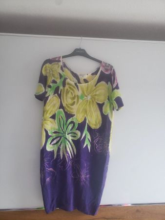 Etincelle Couture M Kleid, Blumen -> Ukraine Spende