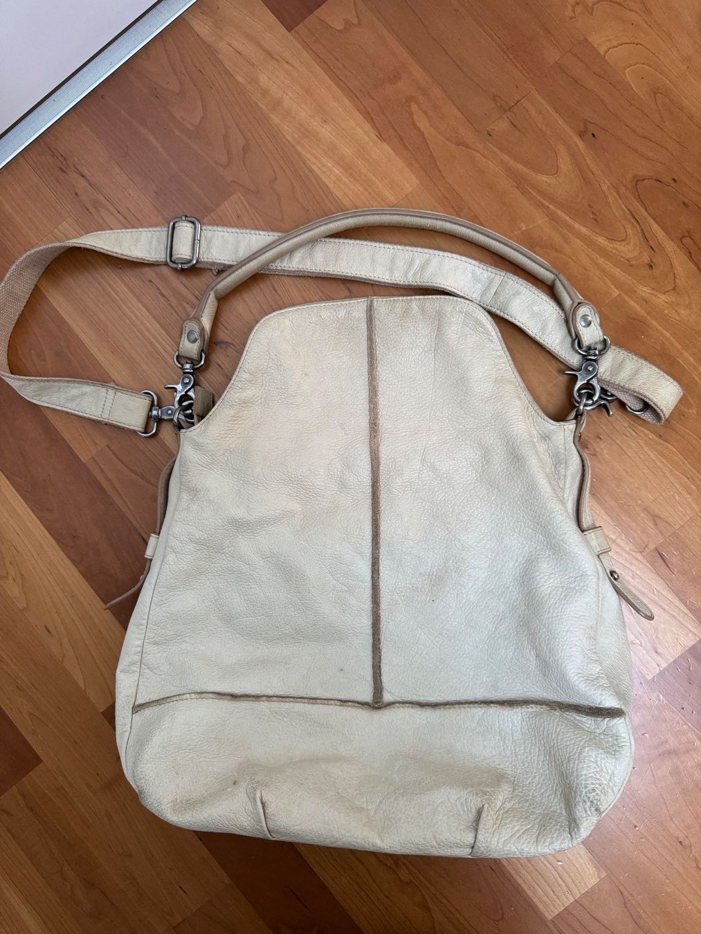 FredsBruder Borse da donna: Freds Bruder echt Leder Beuteltasche – Usato da Schüpbach venduto da 2ndHandRose 1