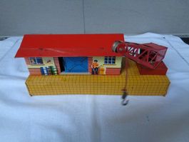 Sammler Blechspielzeug Lagerschuppen HWN