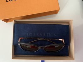 Louis Vuitton Sonnenbrille Charlotte Fold Back