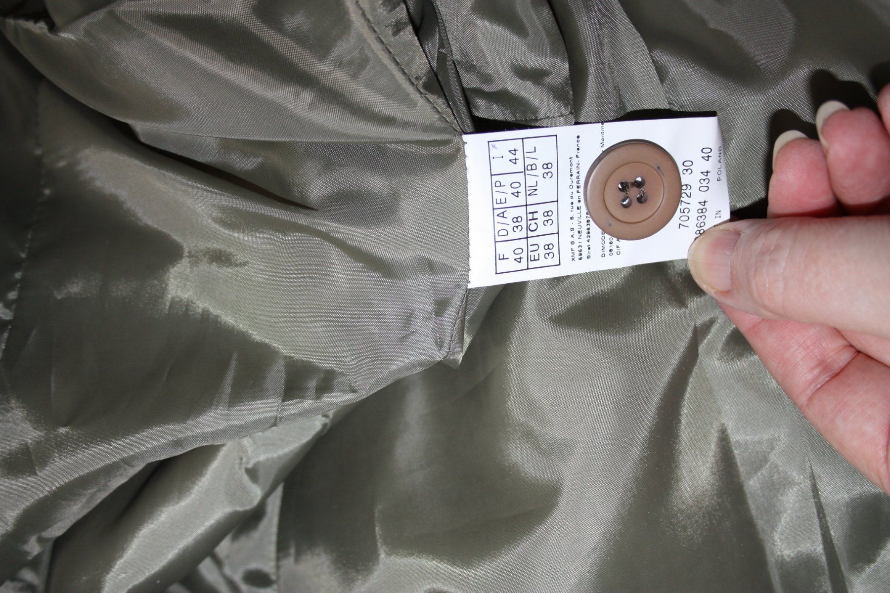 Giacche: Blazer Xanaka Brokatgewebe oliv Gr. 38 – Usato da Flüelen venduto da Diversicum-Textil 7