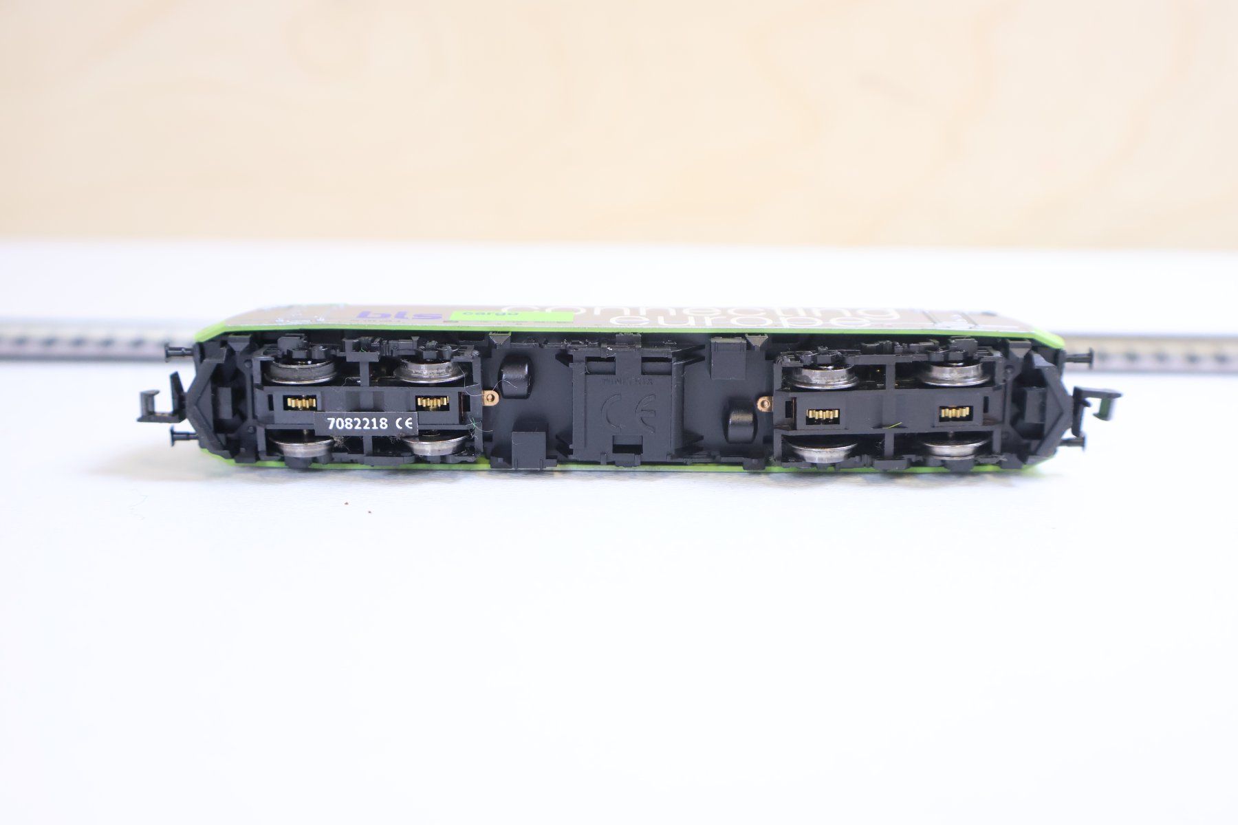 Trix Modelleisenbahnen: Minitrix BLS Cargo E-Lok - Digi Schnitt Spur N - 12159 – Gebraucht aus Winterthur von Monstera 8