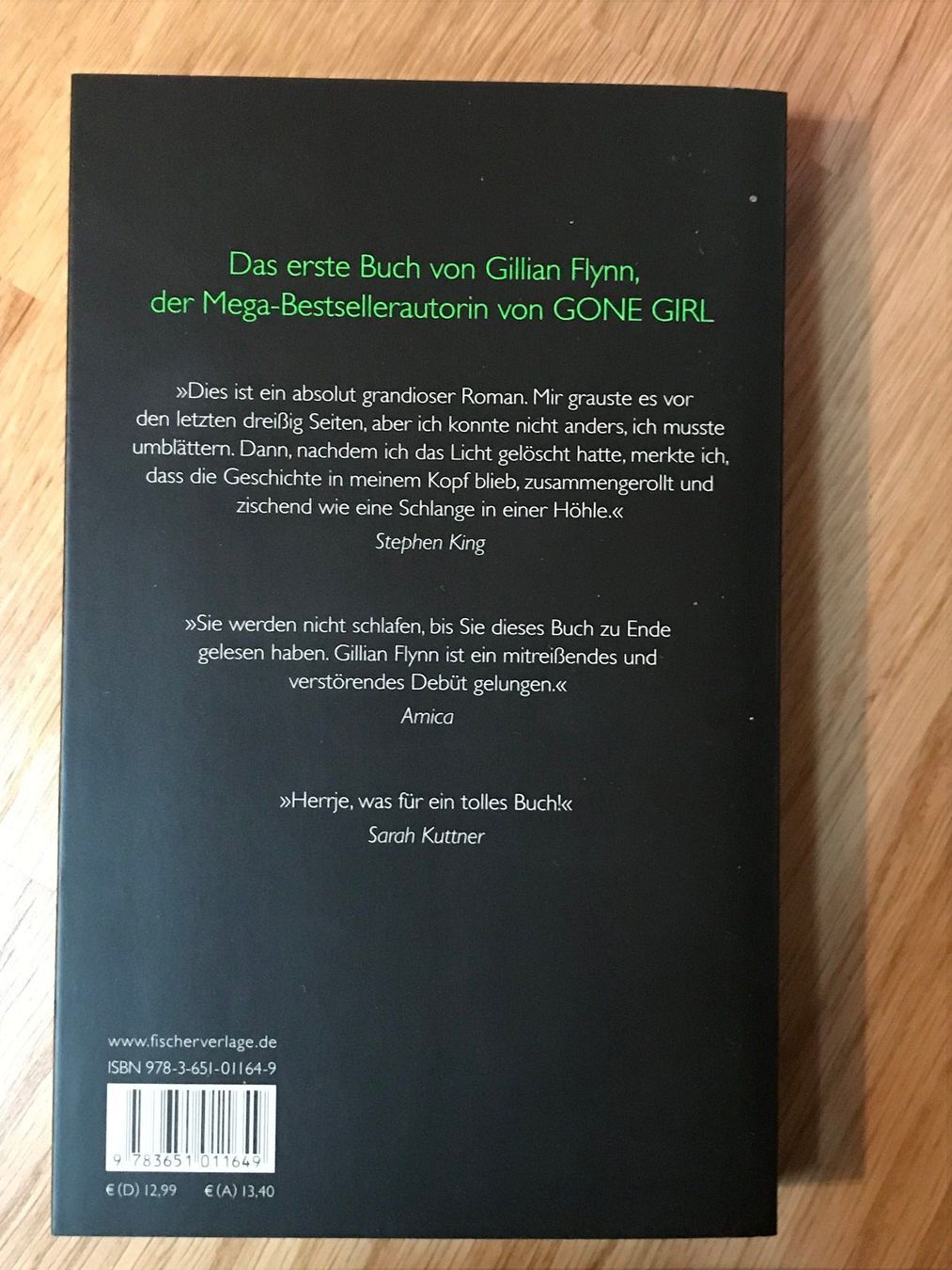 Bücher: Cry Baby - Gillian Flynn – Neu (gemäss Beschreibung) aus Amden von Arven-Schmuck 1