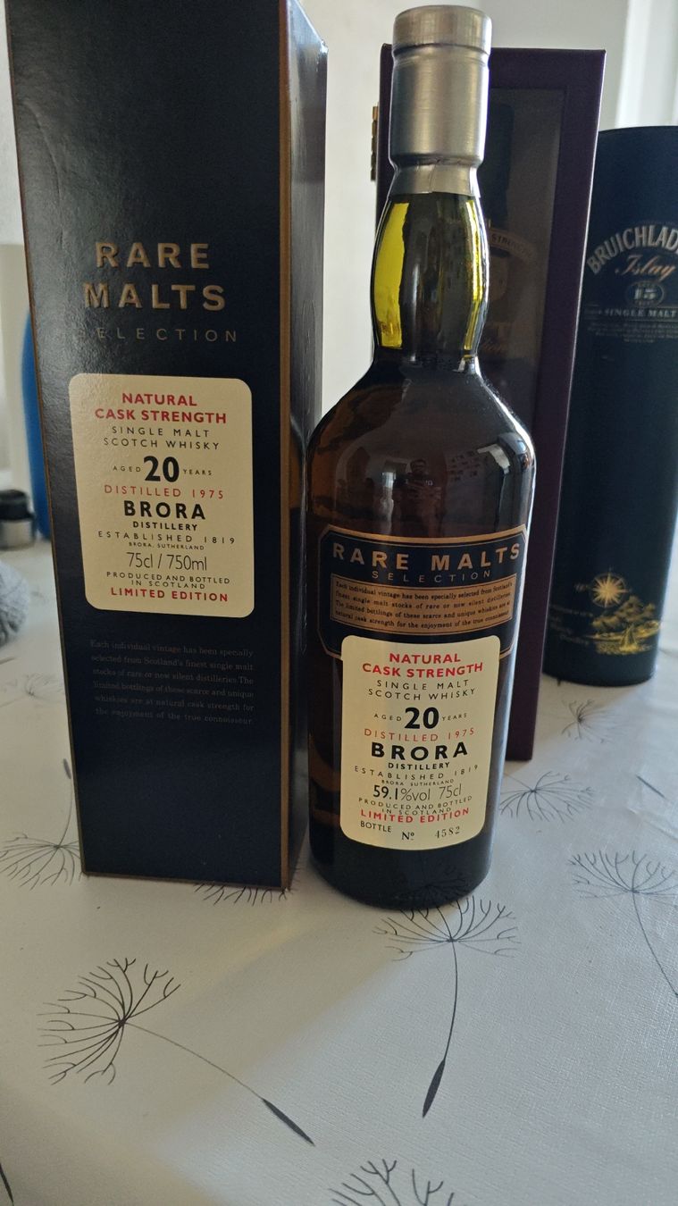 Brora Spirituosen: brora 21 + brora 20 Whisky – Neu und originalverpackt aus St moritz von apog