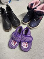 Set mit 3 Kinderschuhen/-Finkli Grösse 24