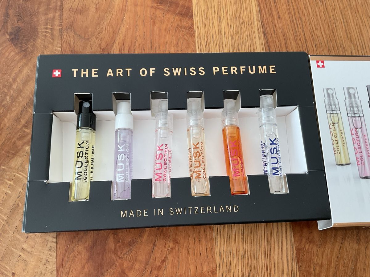 Profumi & Eau de Toilette: Musk Collection Sample Box - 6x 1.4ml Eau de Parfum NEU – Nuovo e nell'imballaggio originale da Bern venduto da kano68 1