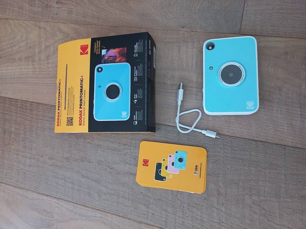 Kodak Kamera: Kodak Printomatic Sofortbildkamera blau – Gebraucht aus Düdingen von mel_b_91.
