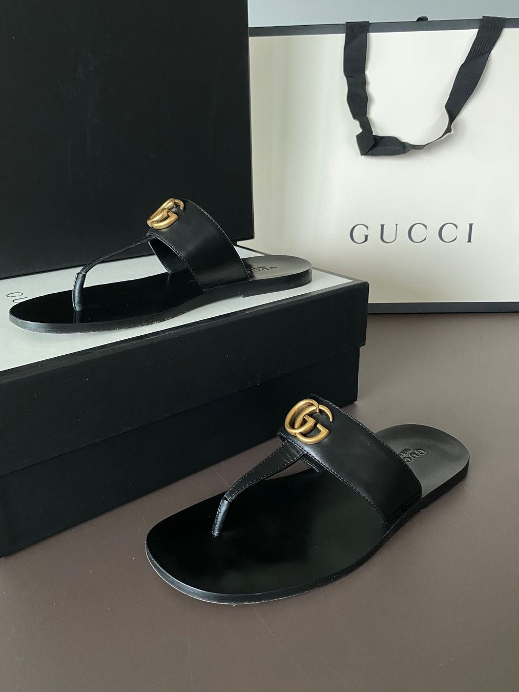 Gucci Herrenschuhe: Original Gucci GG Sandals in Black – Gebraucht aus Zürich von pas_9czf 1