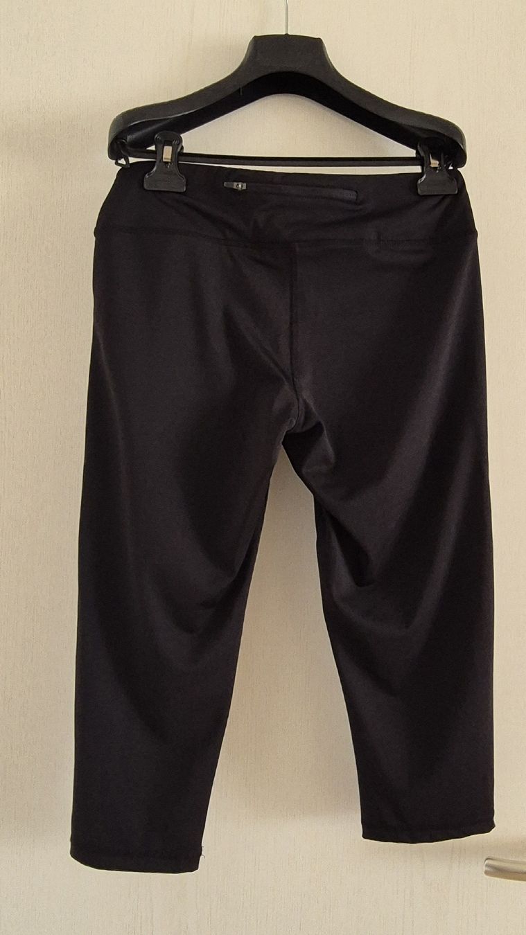 Leggings: 2x, 3/4 Damenleggings, mit Schlusselfach – Nuovo (secondo la descrizione) da Zürich venduto da Sami78 3