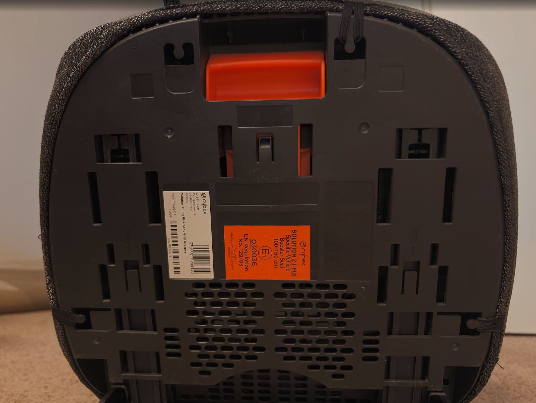 Cybex Seggiolini per auto: CYBEX Platinum Solution Z i-Fix ZOHO GREY PLUS – Usato da Lausanne venduto da guestudio 4