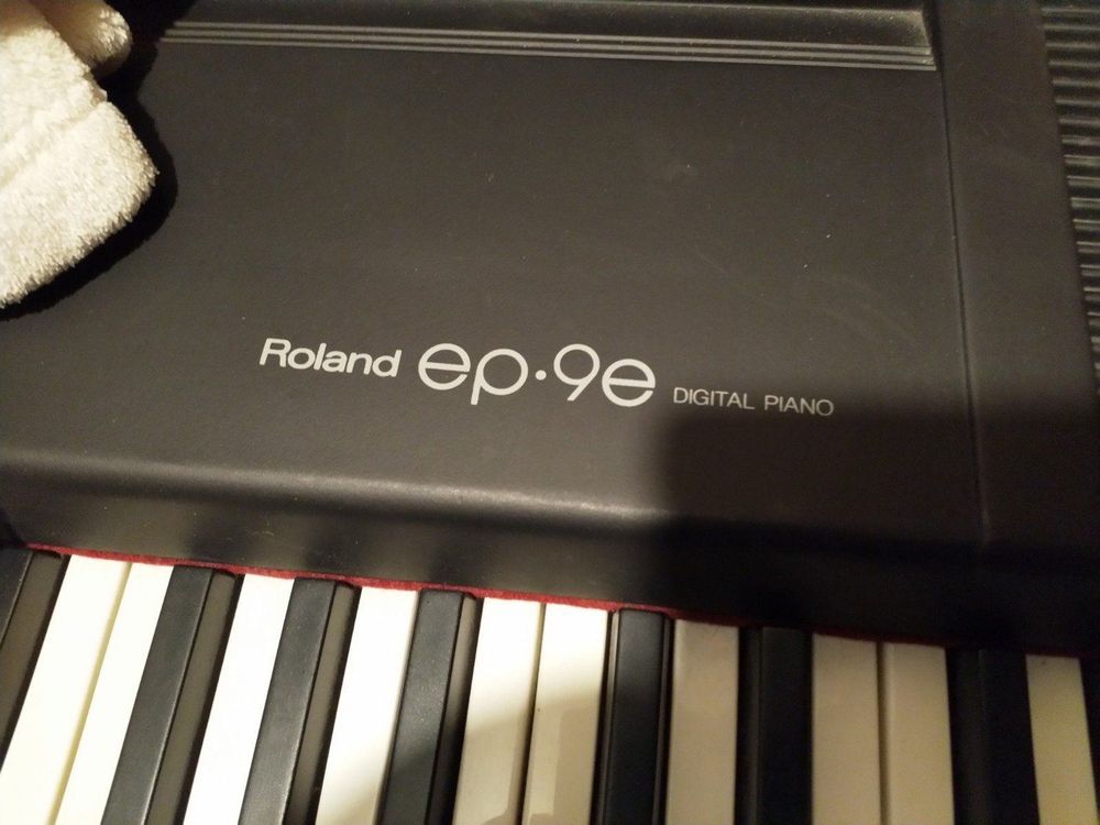 Roland ep deals 9e price