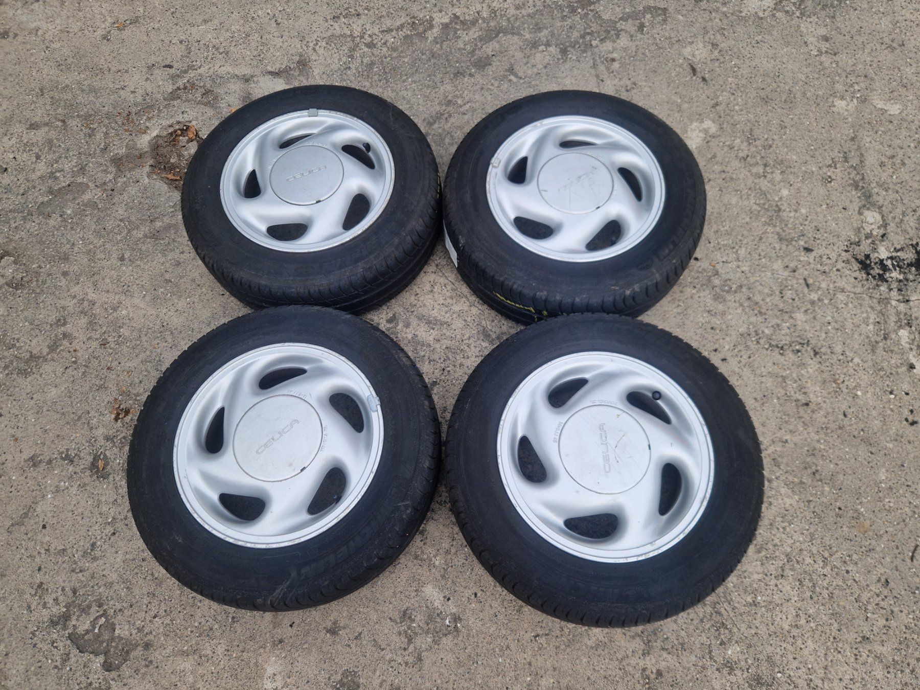 Toyota Pneumatici & Ruote complete: Aluradsatz Toyota Celica ST182 – Usato da Kerzers venduto da ernst1234