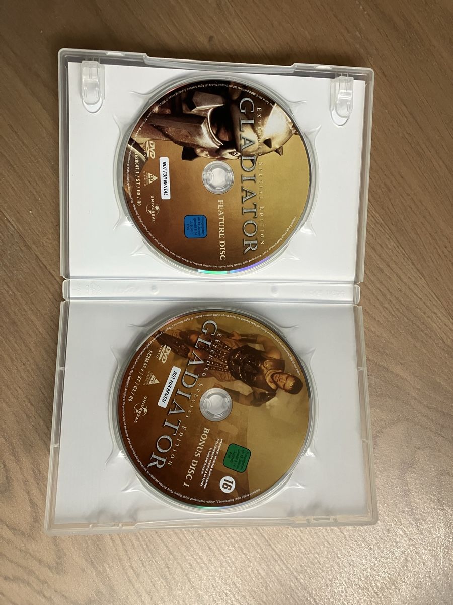Tutti i DVDs: Gladiator Oscar Edition DVD – Usato da Segnas venduto da baditschun 1