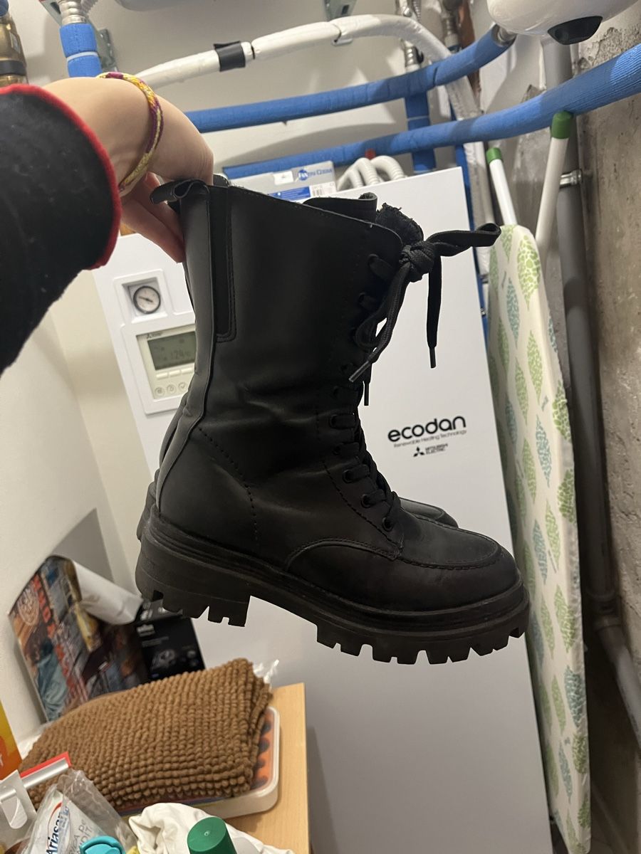 Tamaris Damenschuhe: Black boots Tamaris size 38 – Gebraucht aus Bern von val_kw6s 3