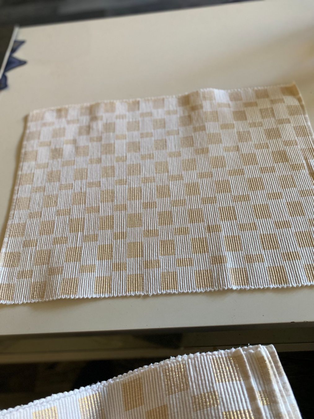Globus Altra biancheria da tavola: 10 Tischset / Platzdeckchen ca 44 x 32cm – Usato da Allenwinden venduto da Obalu 1