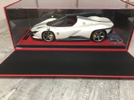 FE036B Ferrari Daytona SP3 Pearl White / MR / 1:18