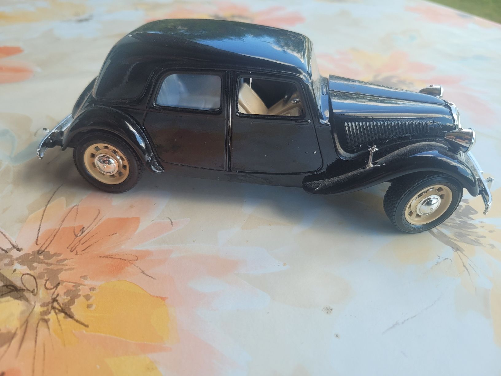 Citroën Voitures modèles: modèle réduit auto – D'occasion à Farvagny par Pinson1943
