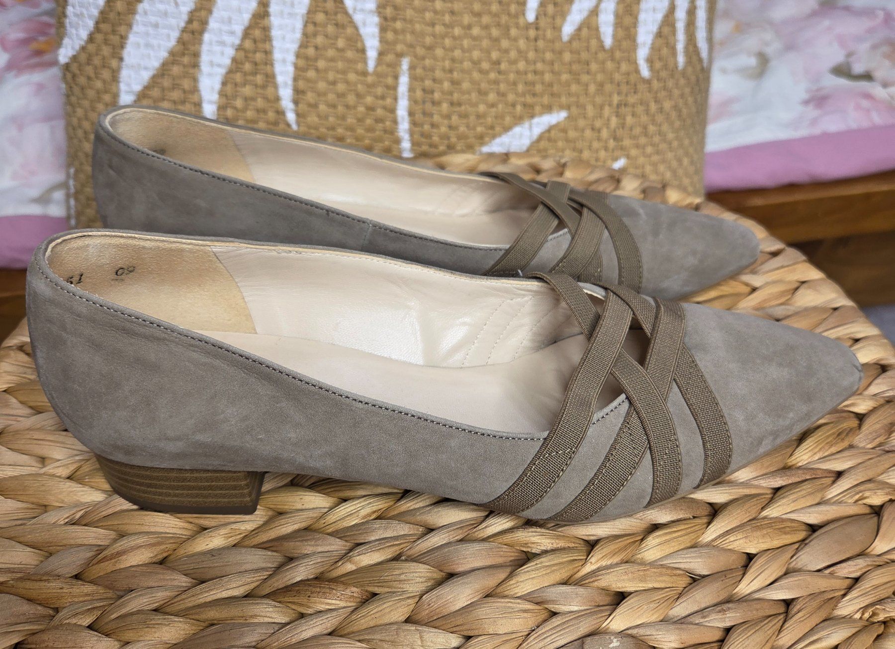 Damenschuhe: Peter Kaiser Pumps – Neu und originalverpackt aus Leissigen von ali_k9v8 4