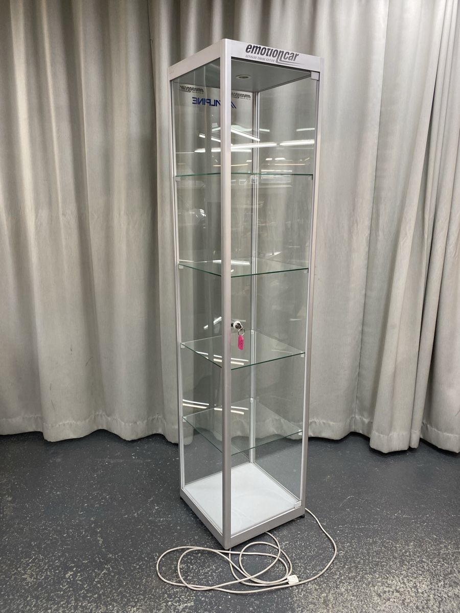 Vitrines: Glasvitrine beleuchtet  – D'occasion à Hägglingen par Karin0802 5