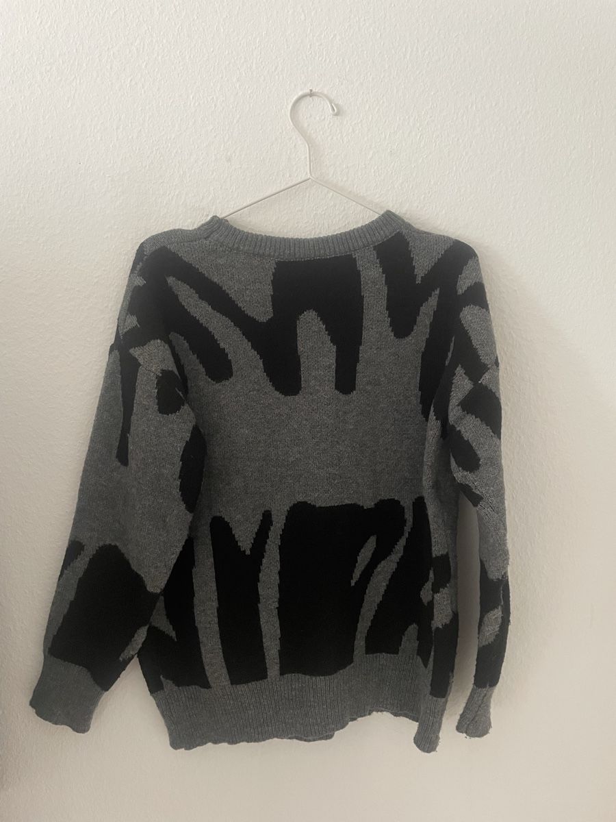 Pullover & Sweatshirts: Grauer Pullover mit Muster – Neu (gemäss Beschreibung) aus Ettingen von ale_q6zz 1
