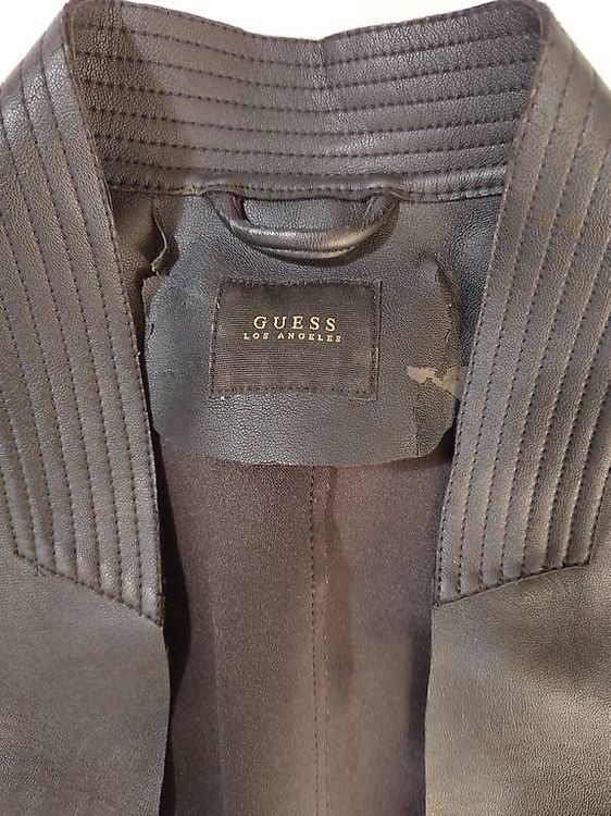 Guess Vestes: Guess Jacke schwarz Grösse S – D'occasion à Niederuzwil par Grenadine1000 2