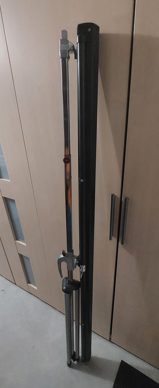 Acer Videoprojektoren: Acer Beamer + Stativ-Leinwand – Neu (gemäss Beschreibung) aus Murten von DesSellingSpace 2
