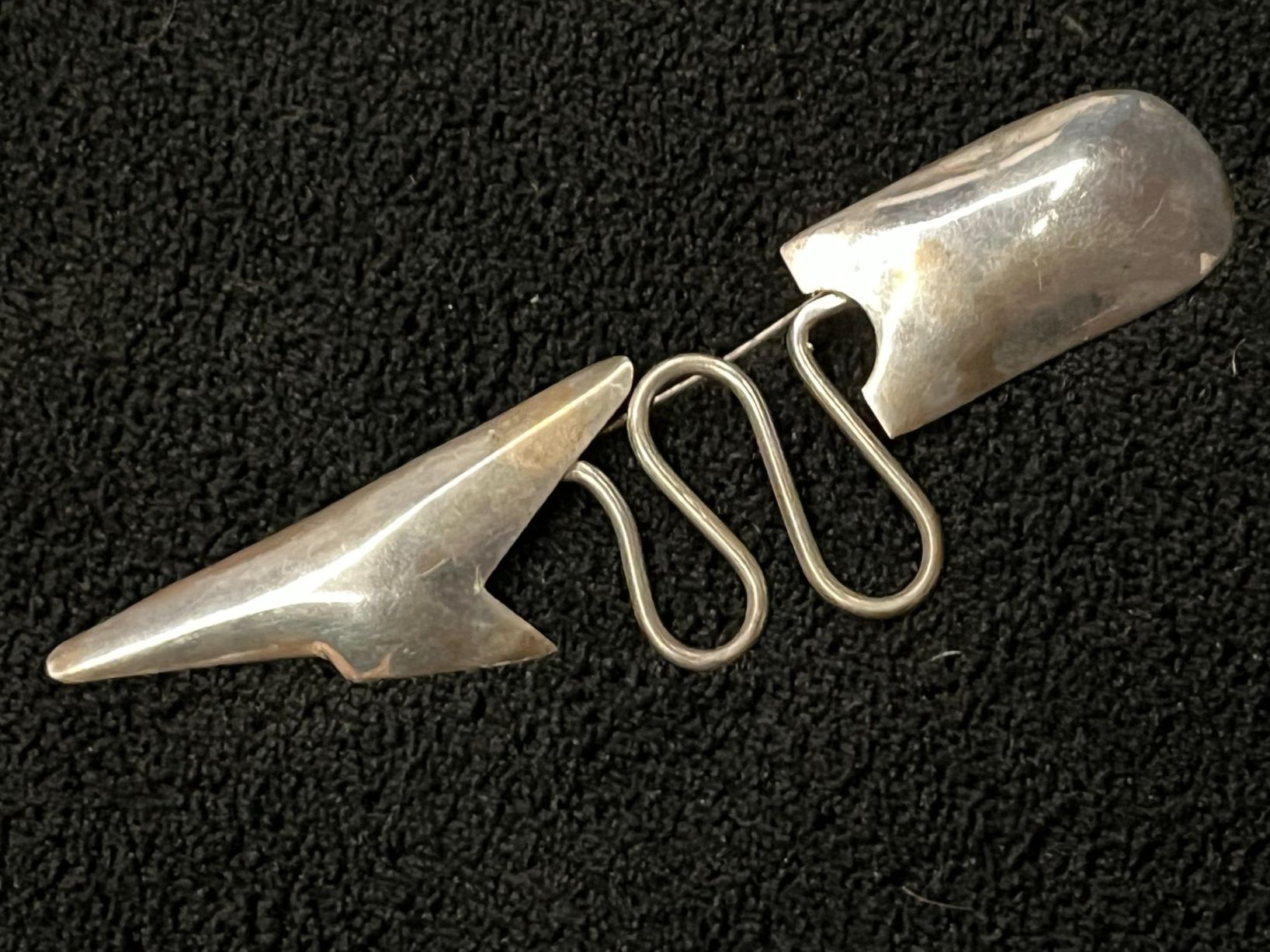 Broschen & Nadeln: Brosche Silber 800 – Gebraucht aus Bettwiesen von wicking27