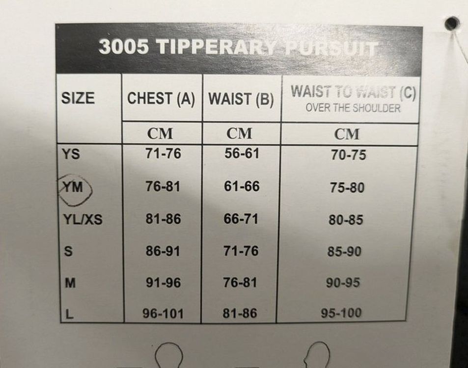 Tipperary Protections: Tipperary Reitweste Grösse YM (Reitpanzer, Sturzweste) – D'occasion à Illnau par Dmiant 3