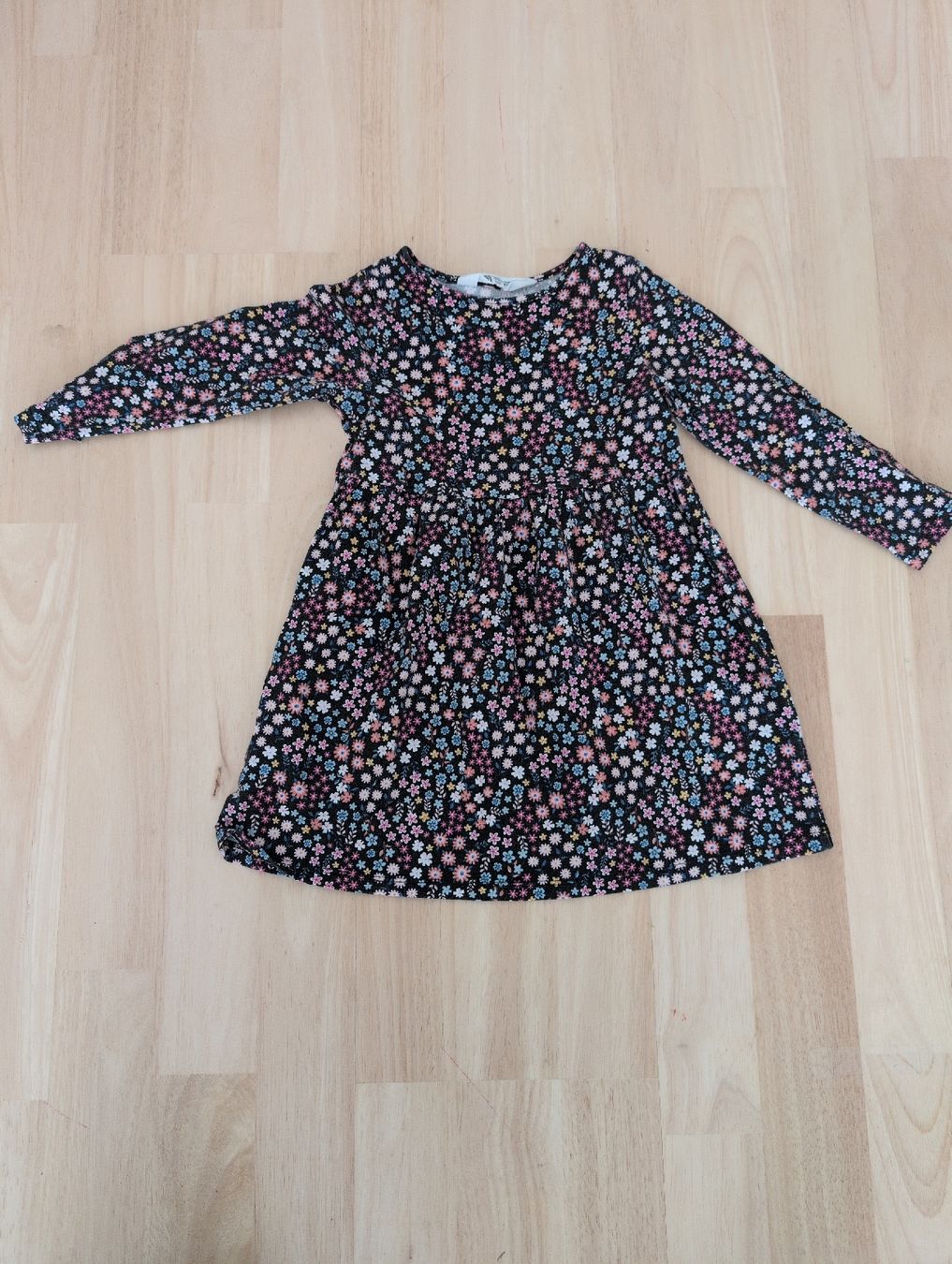 H&M Kleider & Röcke: Kleid – Gebraucht aus Basel von Casamo