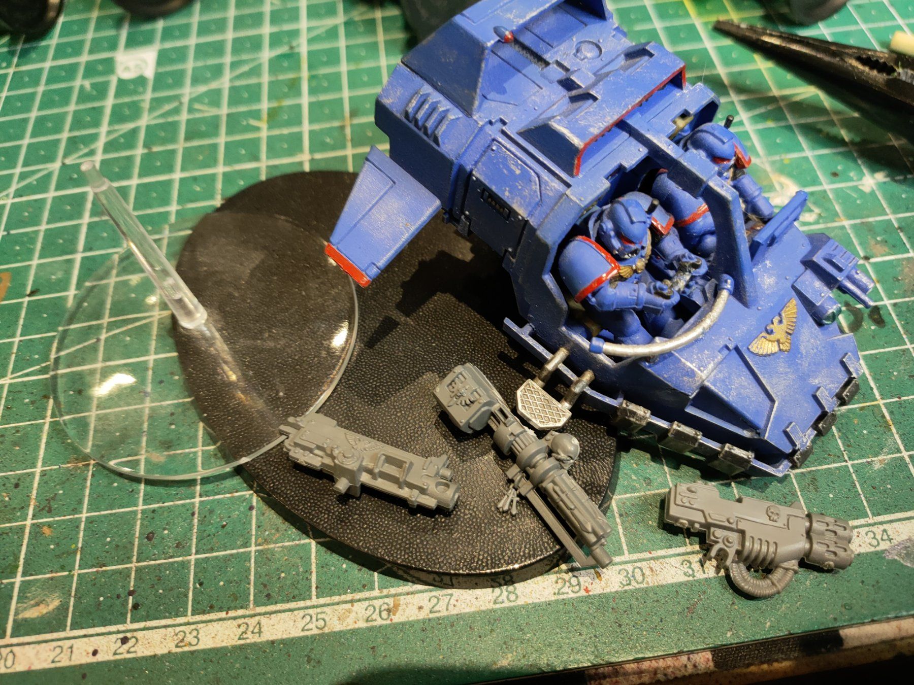 Modellbausätze & Standmodelle: Landspeeder der Space Marines, Warhammer 40k – Neu (gemäss Beschreibung) aus Baden von Araneus 1