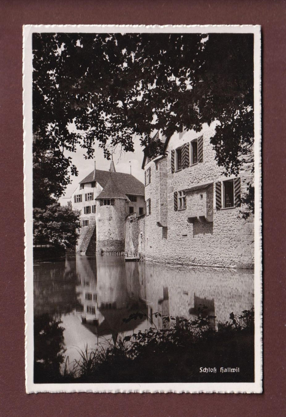 Cartoline postali: SCHLOSS HALLWIL – Usato da Pully venduto da nicecards